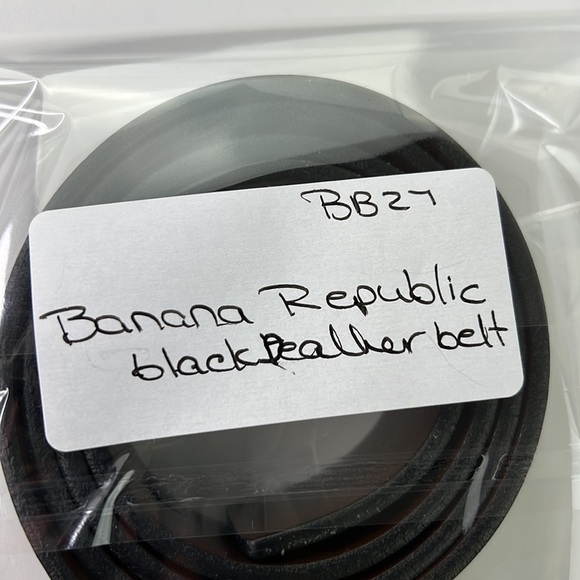 Banana Republic Black Leather Belt with Silver Buckle - Picture 7 of 7